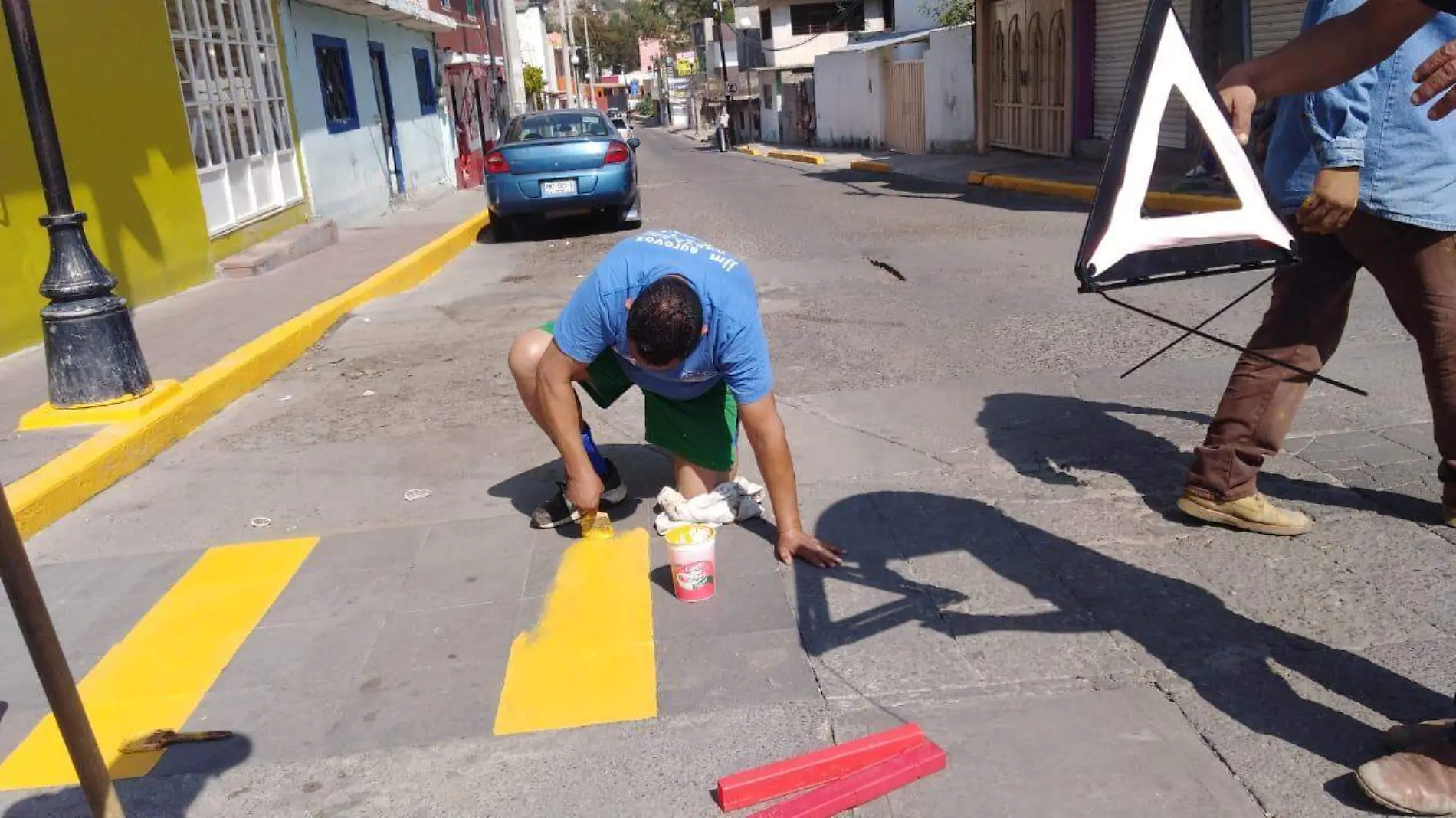 Vecinos pintan